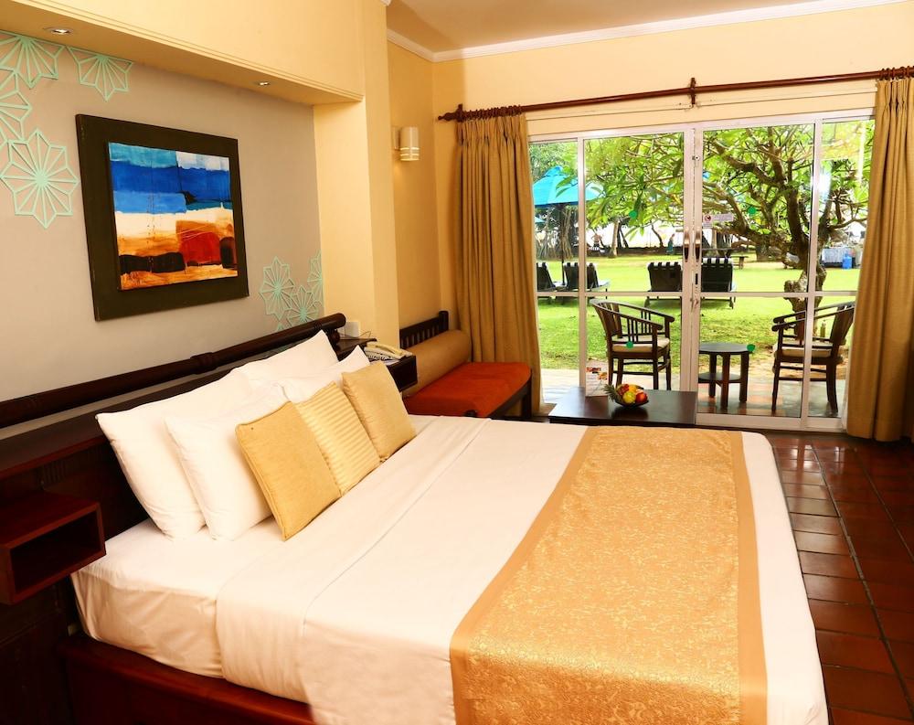 The Palms Hotel Beruwala Exterior photo