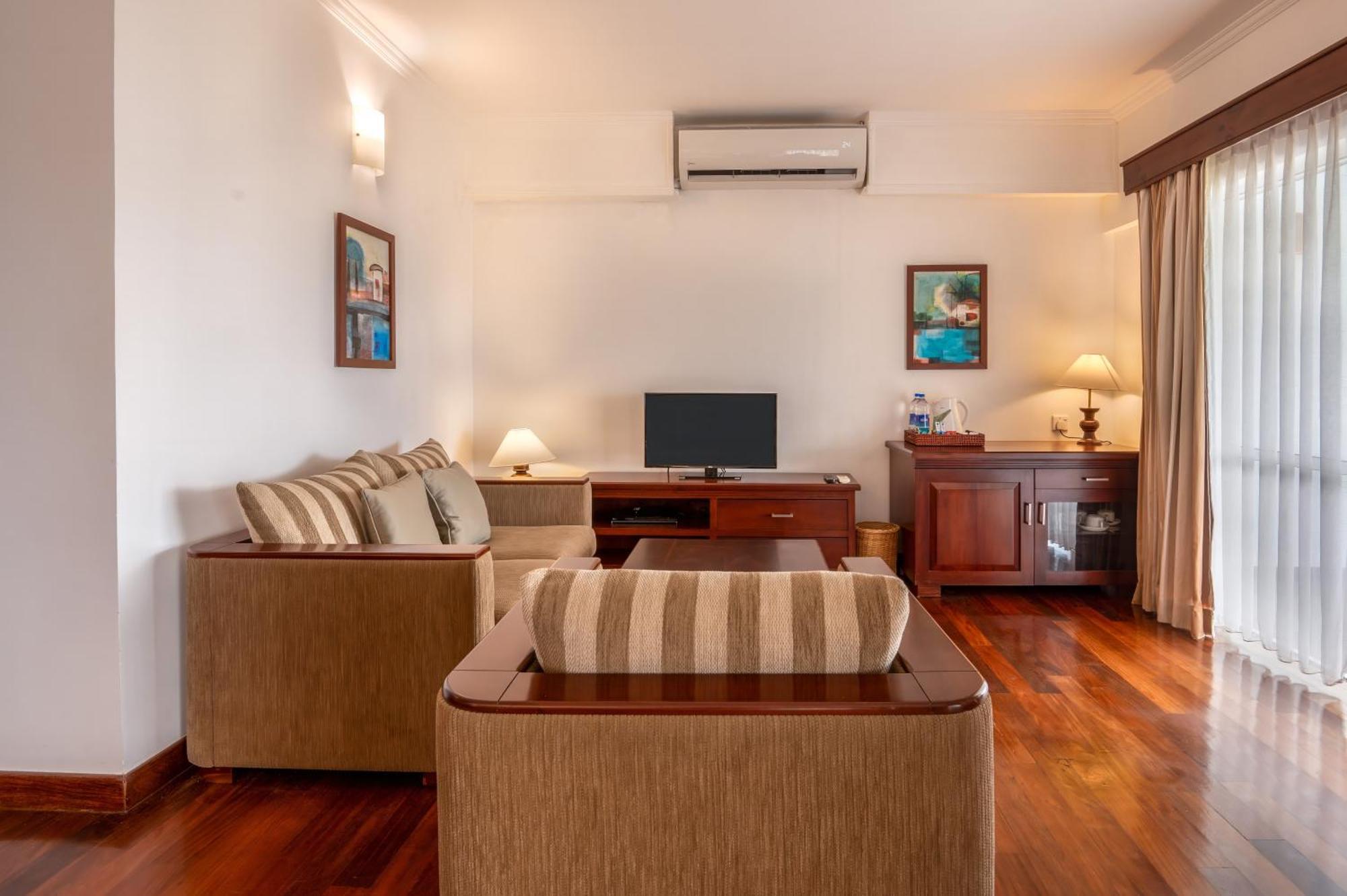 The Palms Hotel Beruwala Room photo
