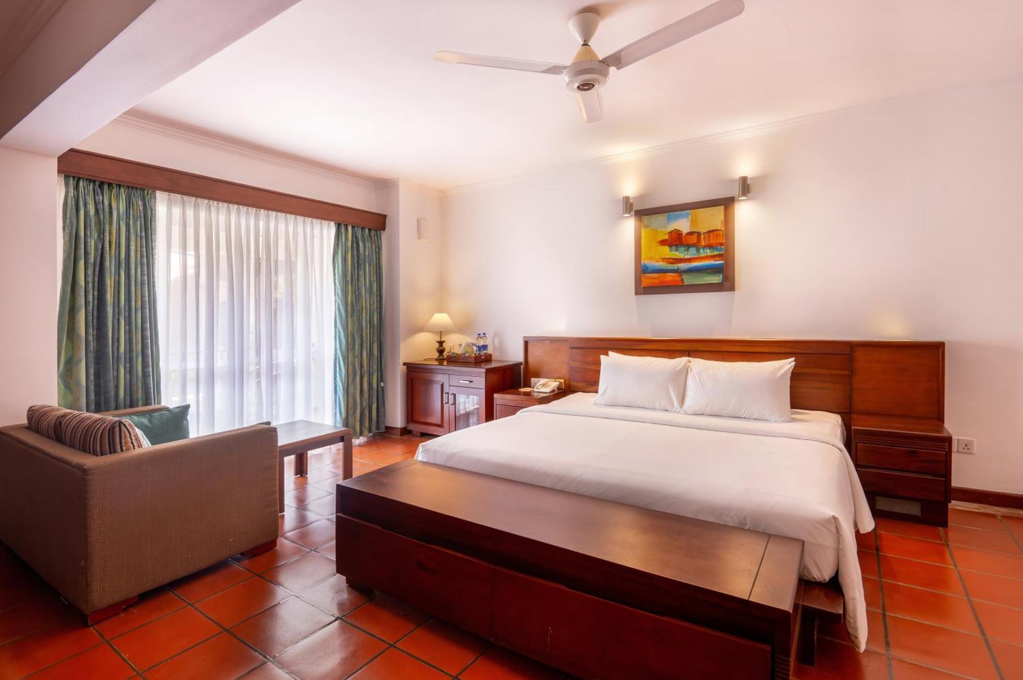 The Palms Hotel Beruwala Room photo